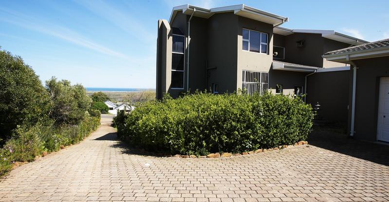 5 Bedroom Property for Sale in Crofters Valley Western Cape